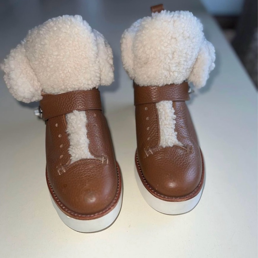 Coach Urban Hiker Shearling Boots -7B